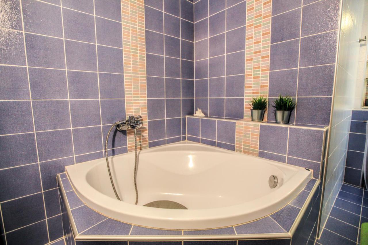 Homel Oasis Central Maisonette 3Bd Garden Patio Kalampaka Exteriör bild